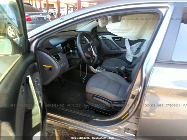 Photo 4 VIN: 5NPDH4AE9DH155537 - HYUNDAI ELANTRA 