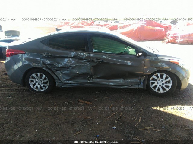 Photo 5 VIN: 5NPDH4AE9DH155537 - HYUNDAI ELANTRA 