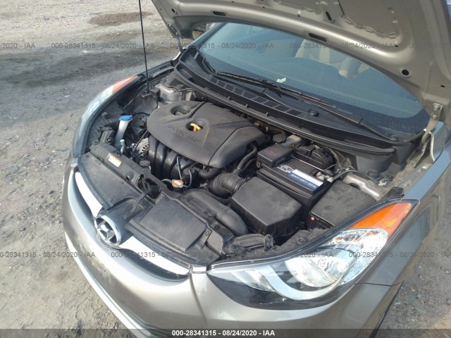 Photo 9 VIN: 5NPDH4AE9DH172483 - HYUNDAI ELANTRA 