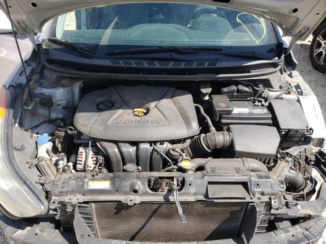 Photo 6 VIN: 5NPDH4AE9DH180485 - HYUNDAI ELANTRA GL 