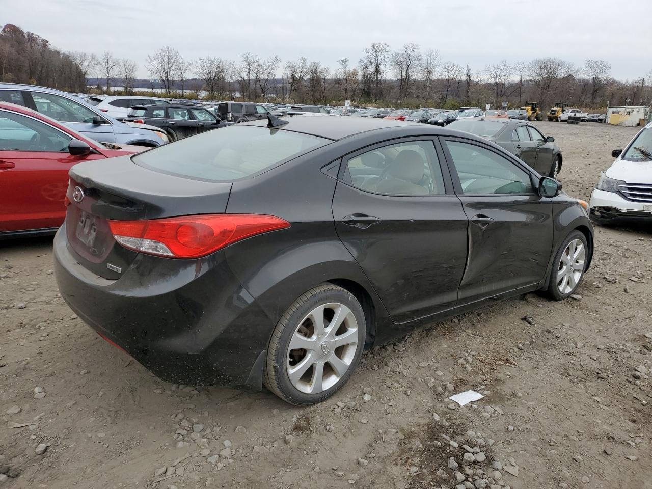 Photo 2 VIN: 5NPDH4AE9DH182964 - HYUNDAI ELANTRA 