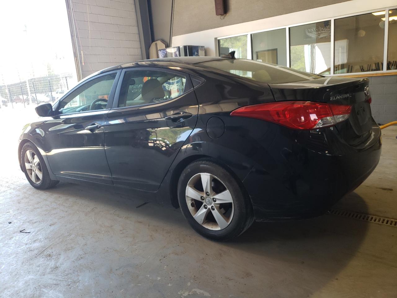 Photo 1 VIN: 5NPDH4AE9DH184861 - HYUNDAI ELANTRA 