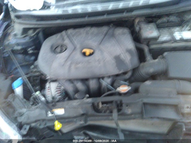 Photo 9 VIN: 5NPDH4AE9DH187601 - HYUNDAI ELANTRA 