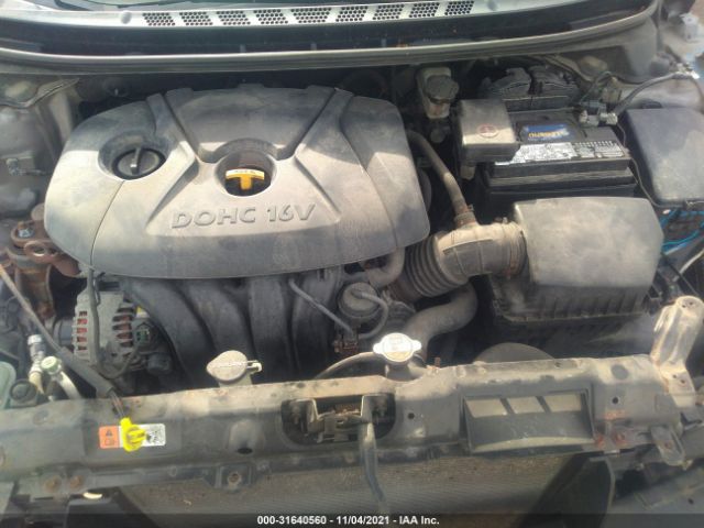 Photo 9 VIN: 5NPDH4AE9DH190675 - HYUNDAI ELANTRA 