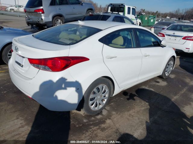 Photo 3 VIN: 5NPDH4AE9DH195522 - HYUNDAI ELANTRA 