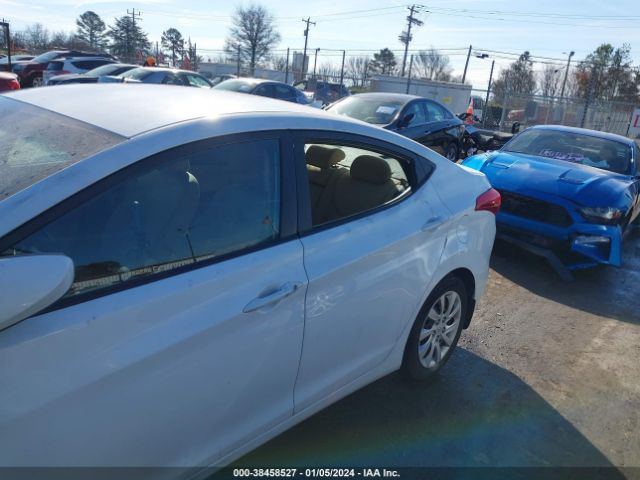 Photo 5 VIN: 5NPDH4AE9DH195522 - HYUNDAI ELANTRA 