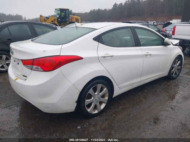 Photo 3 VIN: 5NPDH4AE9DH207832 - HYUNDAI ELANTRA 