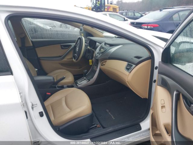 Photo 4 VIN: 5NPDH4AE9DH207832 - HYUNDAI ELANTRA 