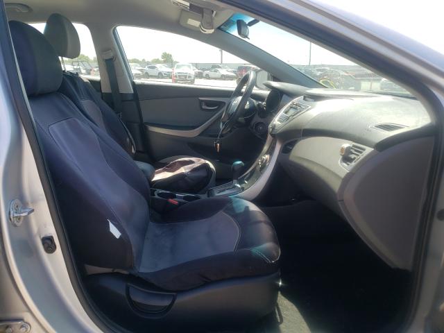 Photo 4 VIN: 5NPDH4AE9DH210911 - HYUNDAI ELANTRA GL 