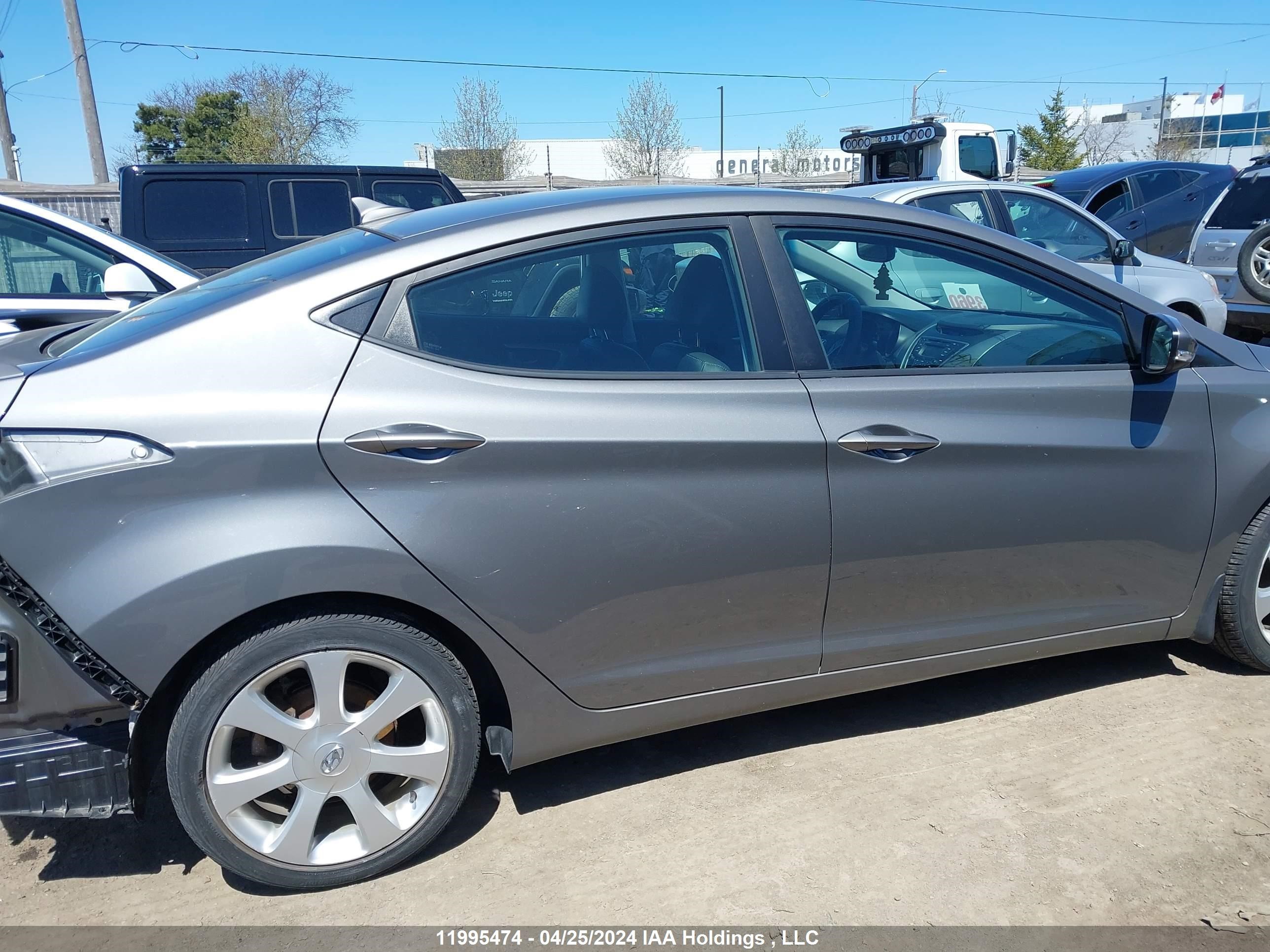 Photo 12 VIN: 5NPDH4AE9DH236246 - HYUNDAI ELANTRA 