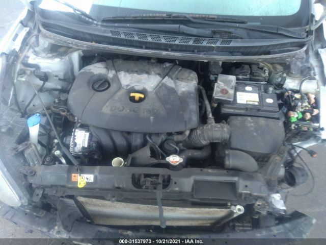 Photo 9 VIN: 5NPDH4AE9DH254228 - HYUNDAI ELANTRA 