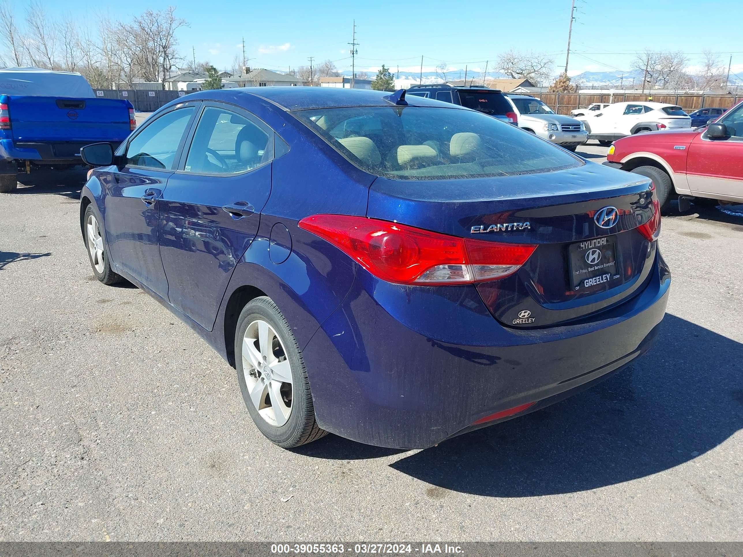 Photo 2 VIN: 5NPDH4AE9DH258389 - HYUNDAI ELANTRA 