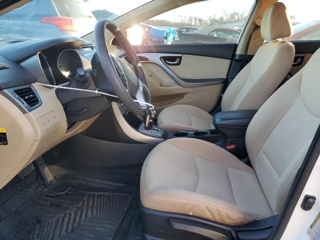 Photo 6 VIN: 5NPDH4AE9DH269330 - HYUNDAI ELANTRA 