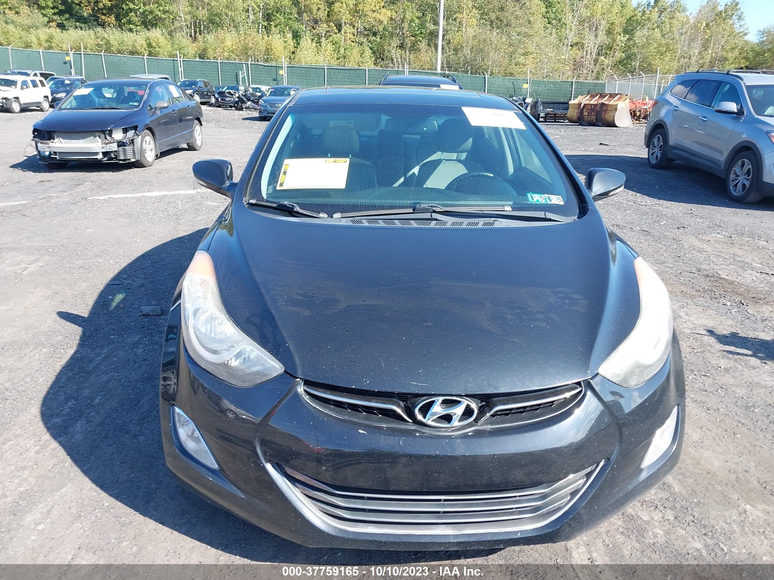 Photo 11 VIN: 5NPDH4AE9DH274186 - HYUNDAI ELANTRA 