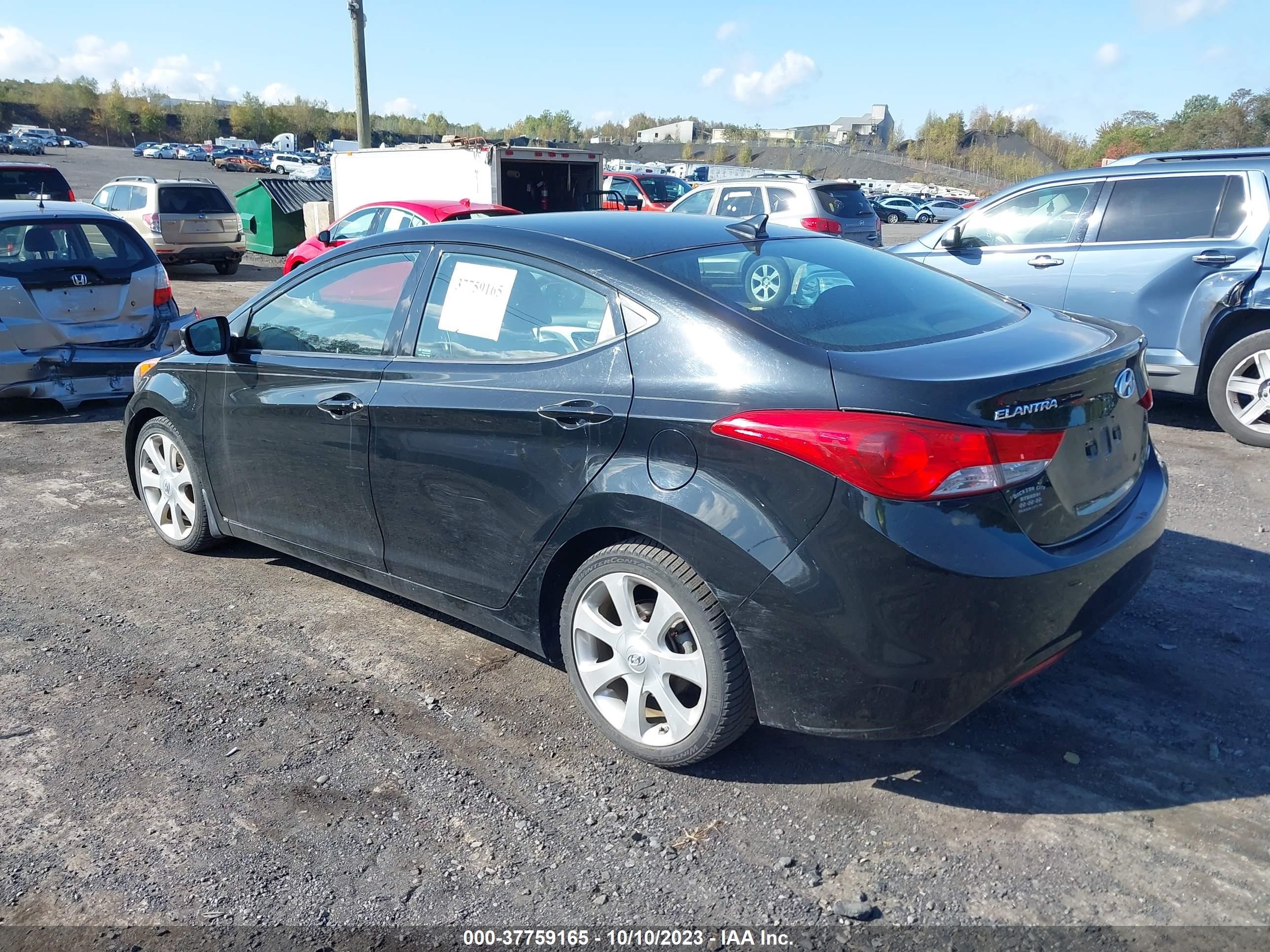 Photo 2 VIN: 5NPDH4AE9DH274186 - HYUNDAI ELANTRA 