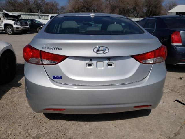 Photo 8 VIN: 5NPDH4AE9DH304559 - HYUNDAI ELANTRA GL 