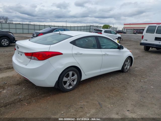 Photo 3 VIN: 5NPDH4AE9DH311379 - HYUNDAI ELANTRA 