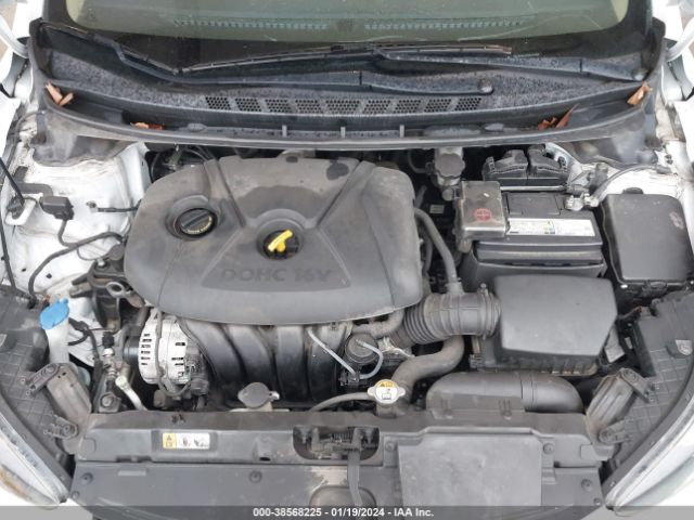 Photo 9 VIN: 5NPDH4AE9DH317098 - HYUNDAI ELANTRA 