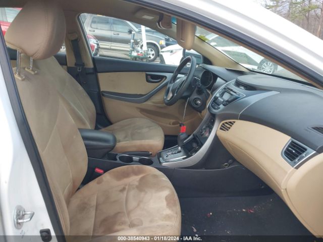 Photo 4 VIN: 5NPDH4AE9DH322253 - HYUNDAI ELANTRA 