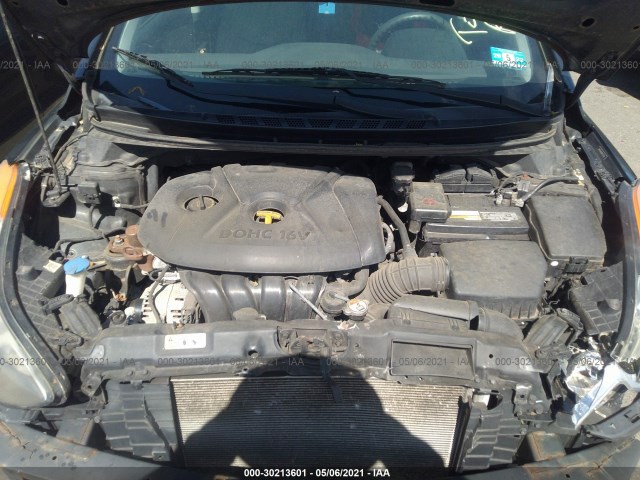 Photo 9 VIN: 5NPDH4AE9DH327226 - HYUNDAI ELANTRA 