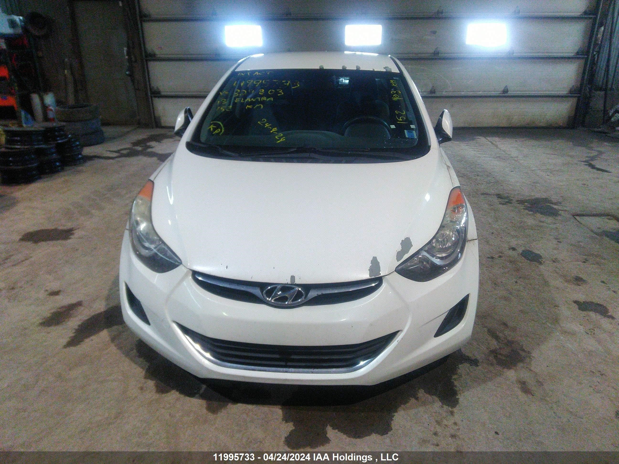 Photo 12 VIN: 5NPDH4AE9DH329803 - HYUNDAI ELANTRA 