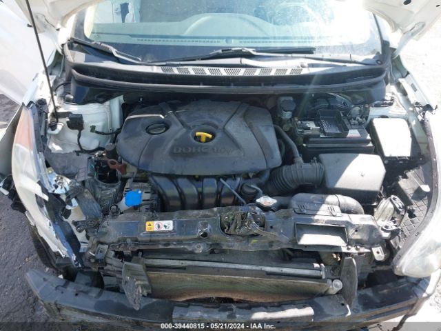 Photo 9 VIN: 5NPDH4AE9DH333754 - HYUNDAI ELANTRA 