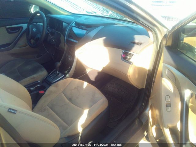 Photo 4 VIN: 5NPDH4AE9DH334483 - HYUNDAI ELANTRA 