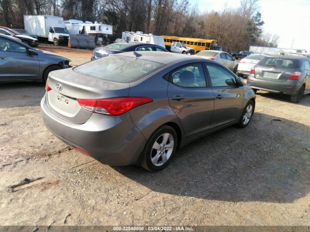 Photo 3 VIN: 5NPDH4AE9DH338968 - HYUNDAI ELANTRA 