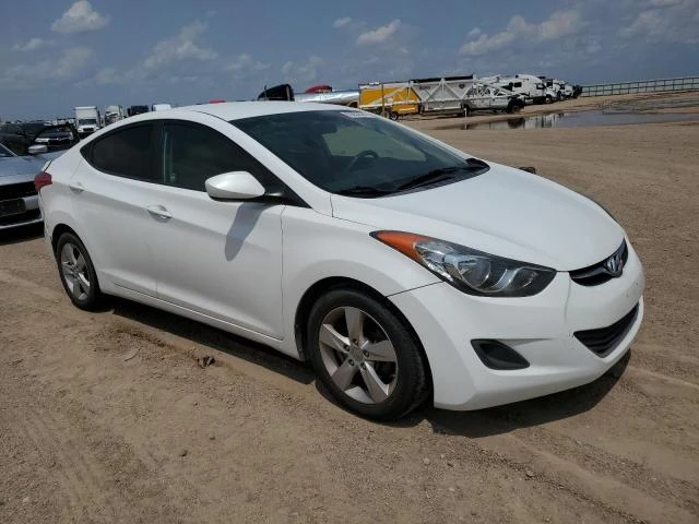 Photo 3 VIN: 5NPDH4AE9DH361084 - HYUNDAI ELANTRA GL 