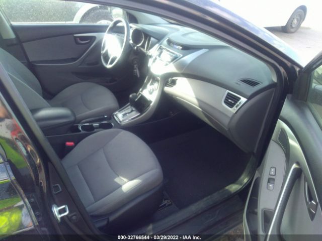 Photo 4 VIN: 5NPDH4AE9DH363529 - HYUNDAI ELANTRA 