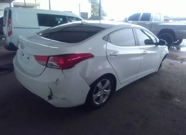 Photo 3 VIN: 5NPDH4AE9DH364437 - HYUNDAI ELANTRA 