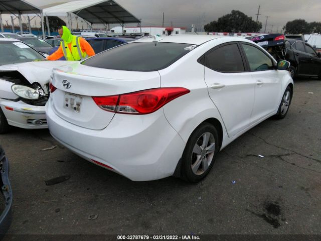 Photo 3 VIN: 5NPDH4AE9DH368116 - HYUNDAI ELANTRA 