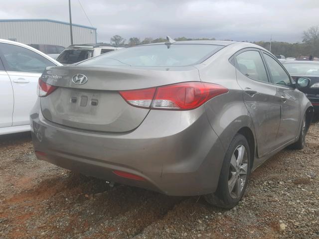 Photo 3 VIN: 5NPDH4AE9DH370108 - HYUNDAI ELANTRA GL 