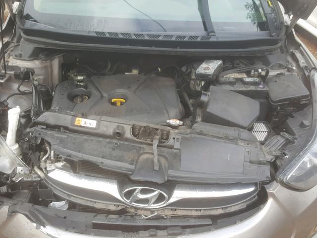 Photo 6 VIN: 5NPDH4AE9DH370108 - HYUNDAI ELANTRA GL 