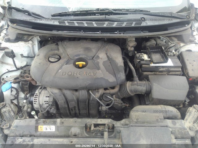 Photo 9 VIN: 5NPDH4AE9DH378256 - HYUNDAI ELANTRA 