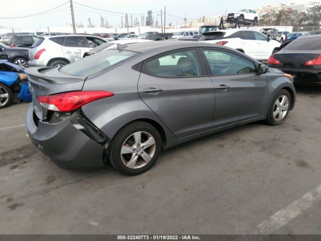 Photo 3 VIN: 5NPDH4AE9DH379942 - HYUNDAI ELANTRA 