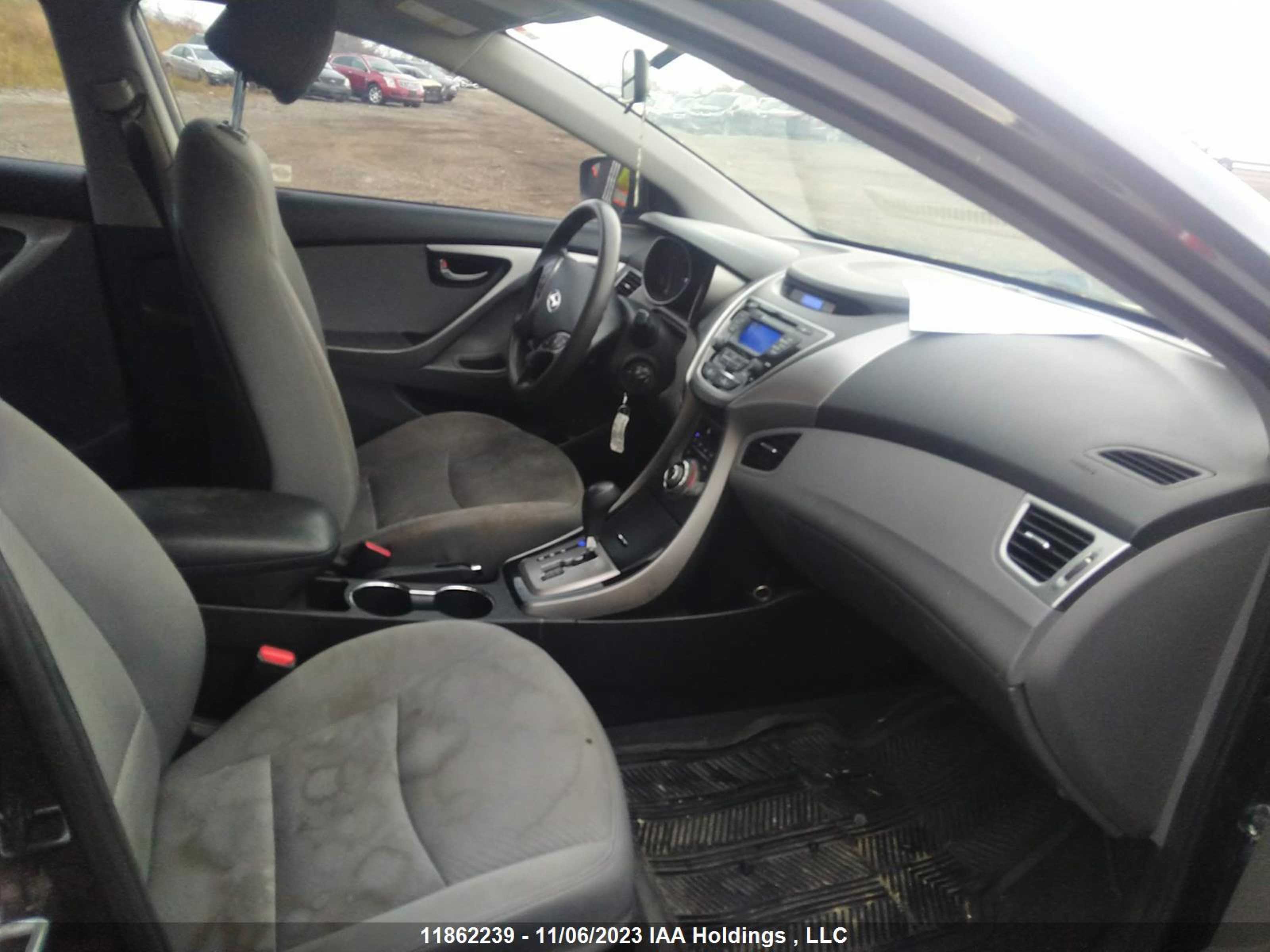 Photo 4 VIN: 5NPDH4AE9DH380766 - HYUNDAI ELANTRA 