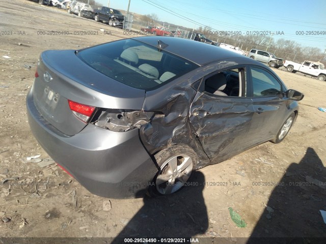 Photo 3 VIN: 5NPDH4AE9DH382159 - HYUNDAI ELANTRA 