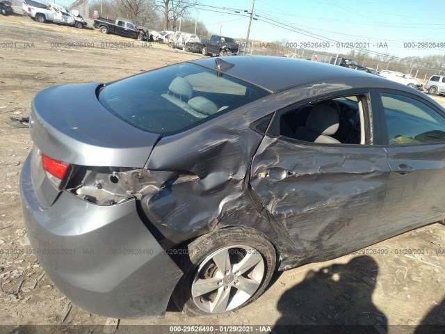 Photo 5 VIN: 5NPDH4AE9DH382159 - HYUNDAI ELANTRA 