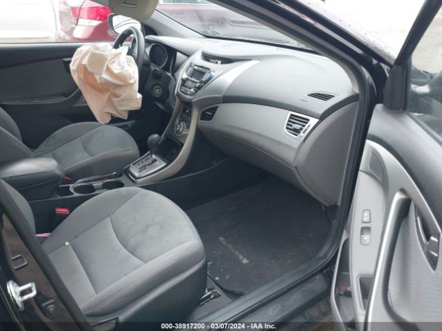 Photo 4 VIN: 5NPDH4AE9DH402118 - HYUNDAI ELANTRA 