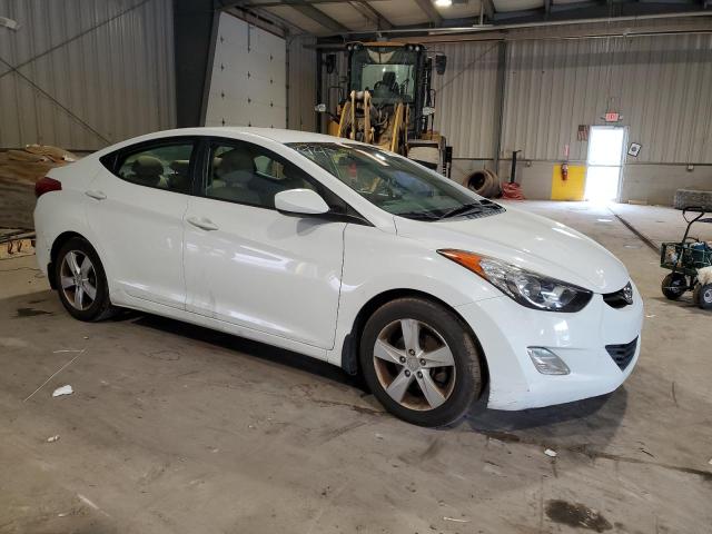 Photo 3 VIN: 5NPDH4AE9DH409425 - HYUNDAI ELANTRA 