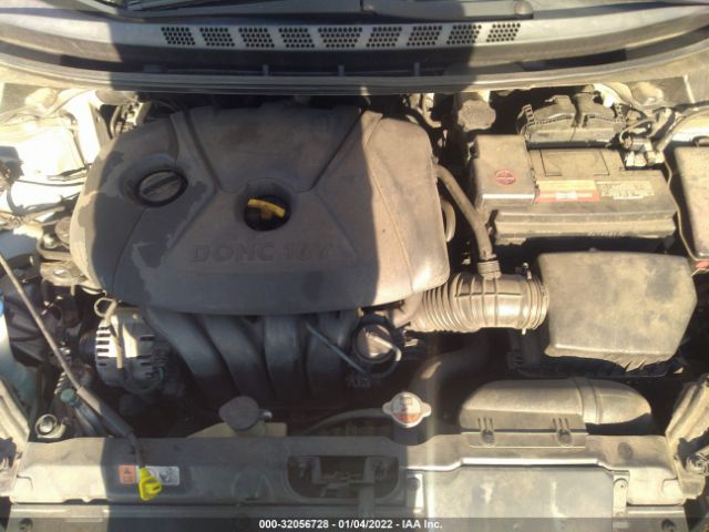 Photo 9 VIN: 5NPDH4AE9DH410803 - HYUNDAI ELANTRA 