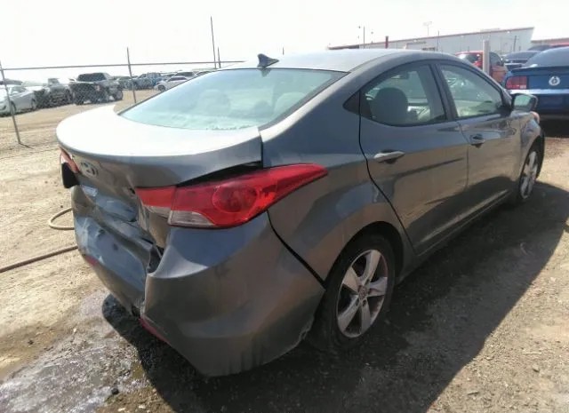 Photo 3 VIN: 5NPDH4AE9DH411708 - HYUNDAI ELANTRA 