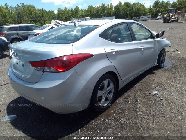 Photo 3 VIN: 5NPDH4AE9DH415760 - HYUNDAI ELANTRA 