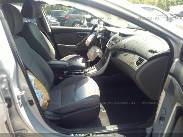 Photo 4 VIN: 5NPDH4AE9DH415760 - HYUNDAI ELANTRA 