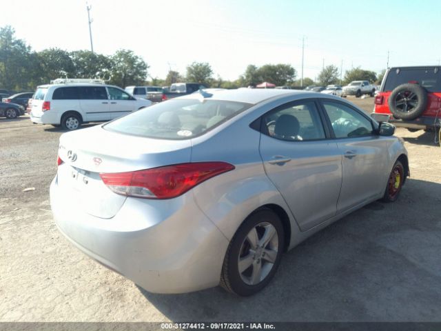 Photo 3 VIN: 5NPDH4AE9DH417167 - HYUNDAI ELANTRA 