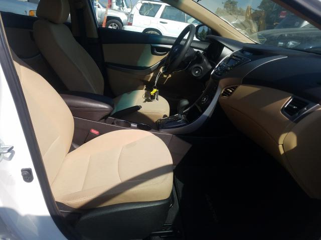 Photo 4 VIN: 5NPDH4AE9DH425978 - HYUNDAI ELANTRA GL 