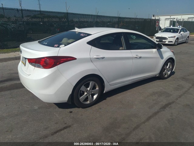 Photo 3 VIN: 5NPDH4AE9DH431568 - HYUNDAI ELANTRA 