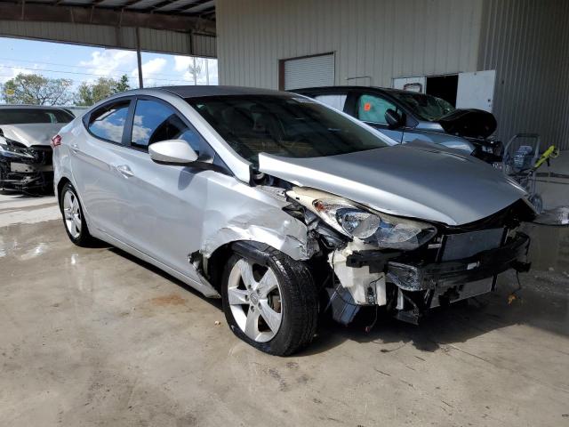 Photo 3 VIN: 5NPDH4AE9DH435278 - HYUNDAI ELANTRA 