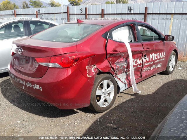 Photo 3 VIN: 5NPDH4AE9DH436740 - HYUNDAI ELANTRA 